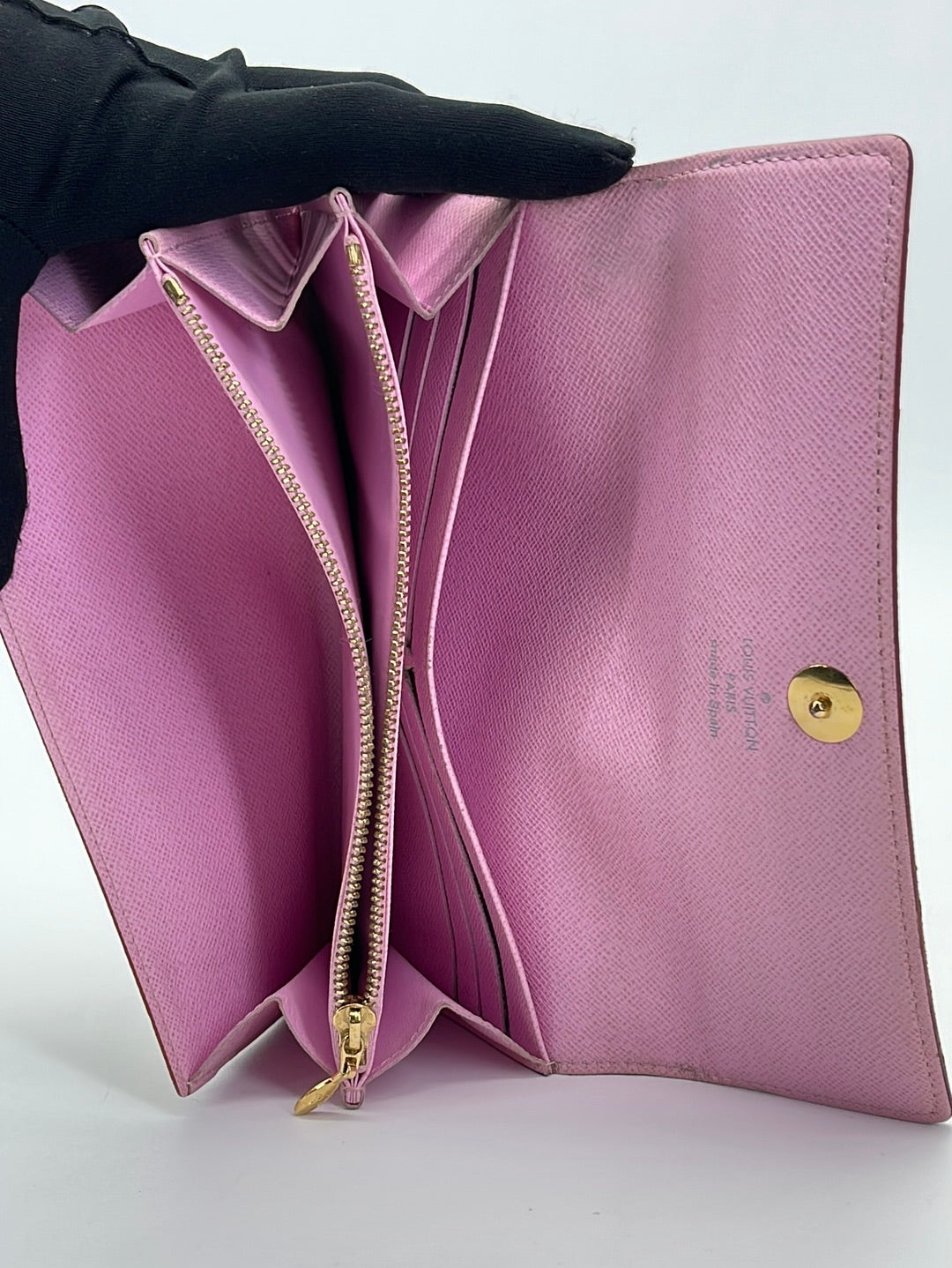 Louis Vuitton Sarah Wallet in Pink