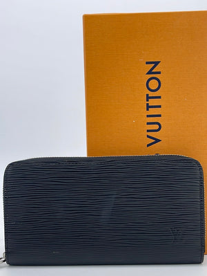 Louis Vuitton Zippy Wallet Vertical Black Leather Wallet (Pre-Owned) –  Bluefly