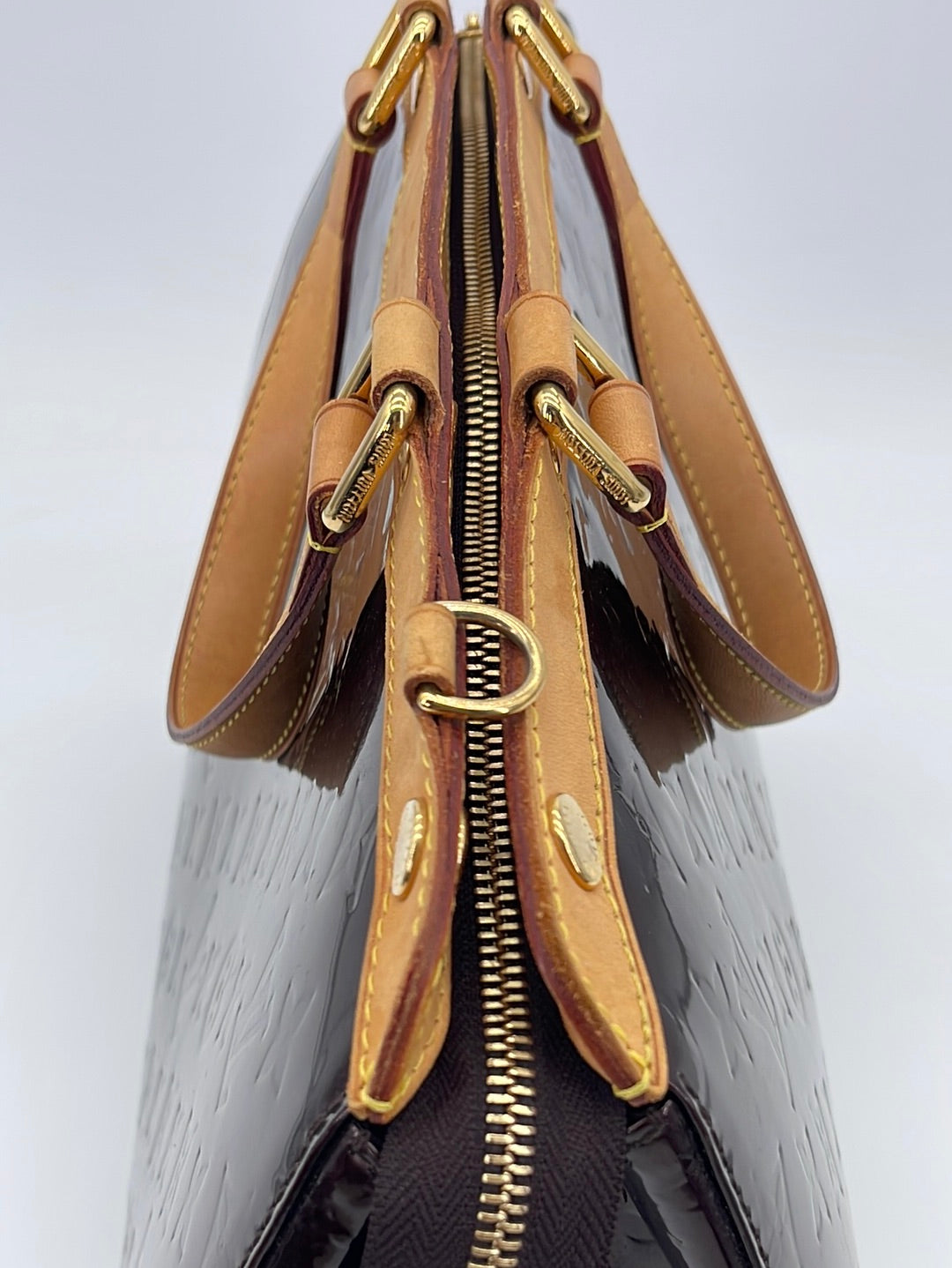Louis Vuitton Brea Shoulder bag 386803