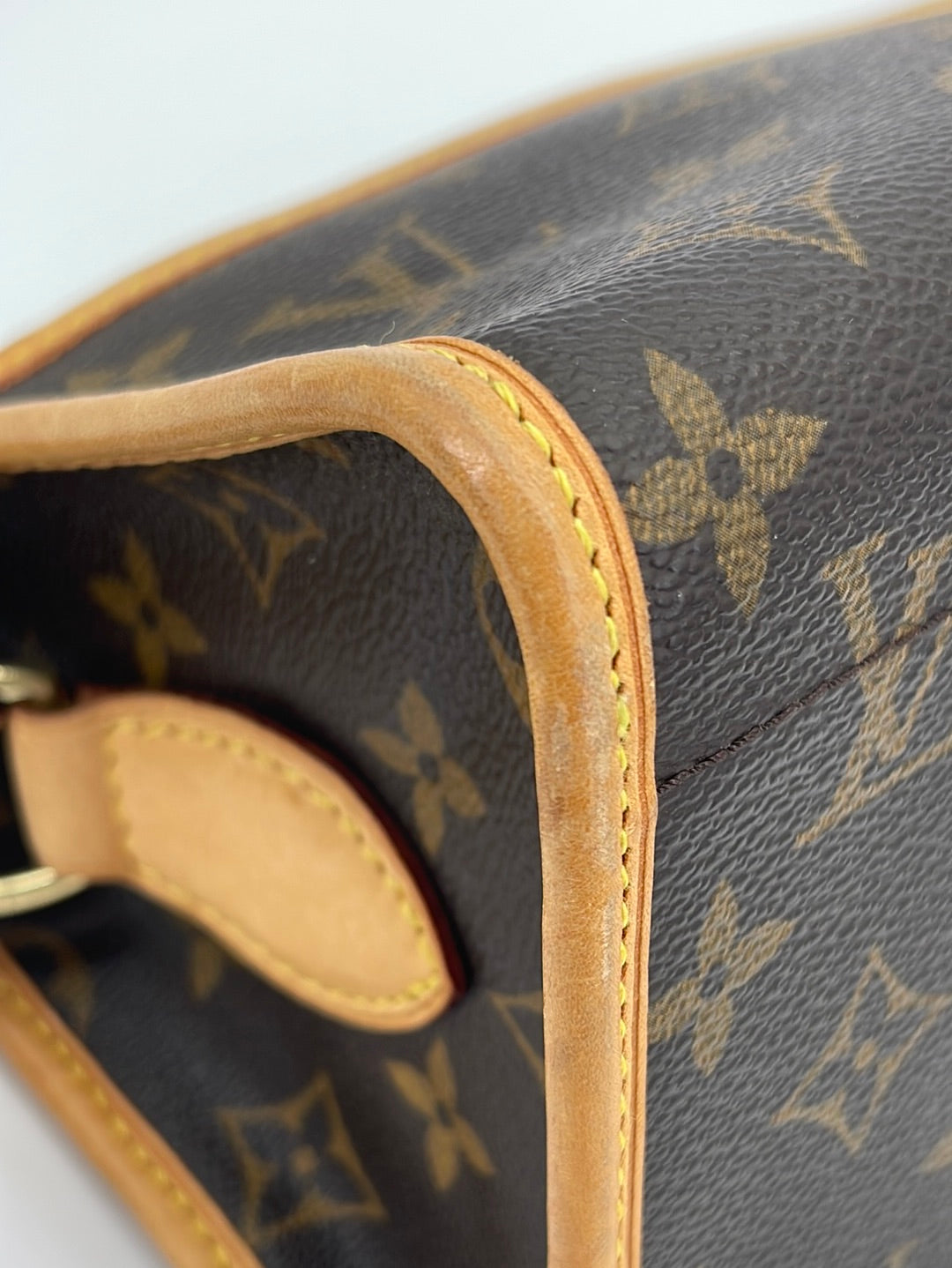 Louis Vuitton Brown Monogram Popincourt Long Leather Cloth ref.126509 -  Joli Closet