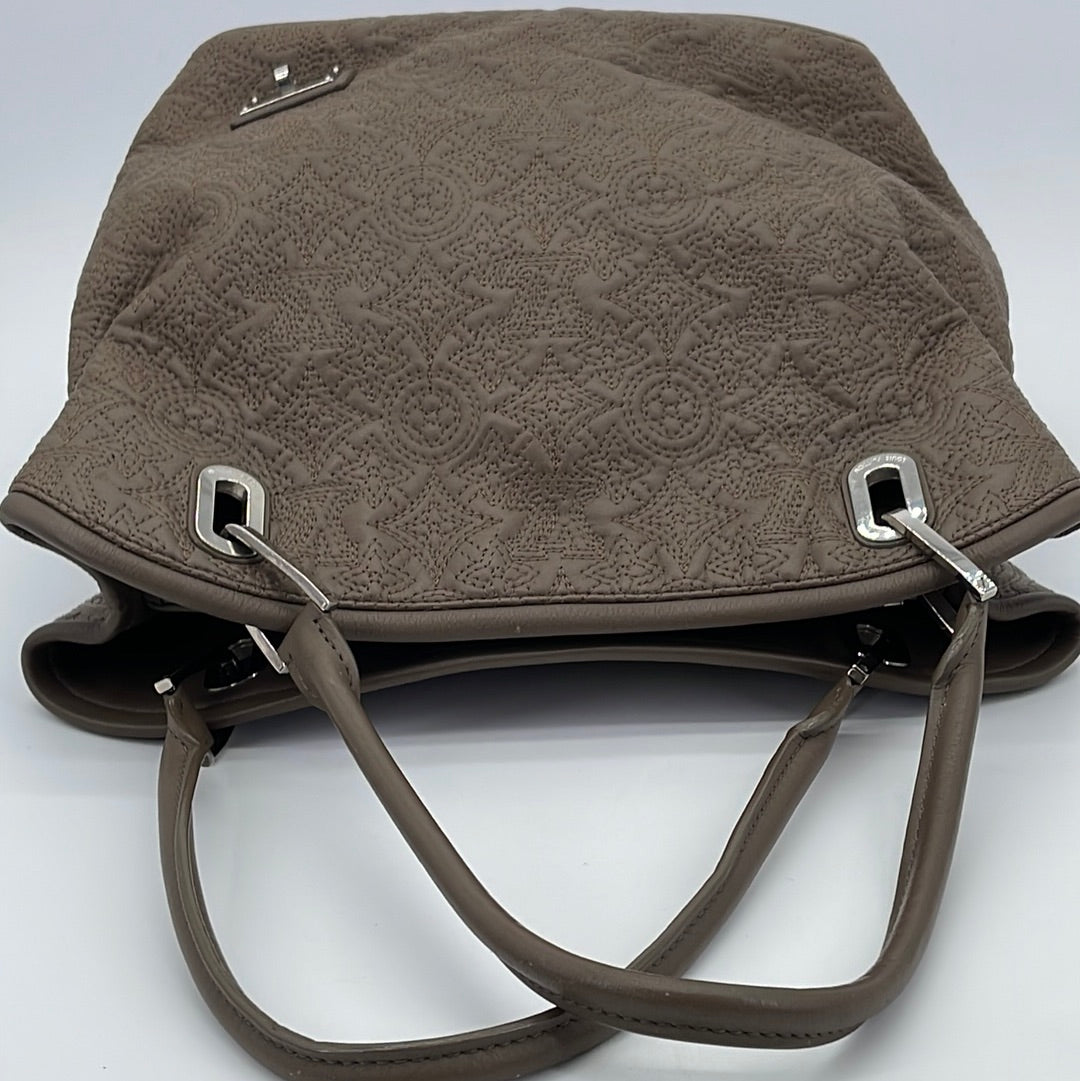 Louis Vuitton Fumee Monogram Antheia Leather Lilia PM Bag