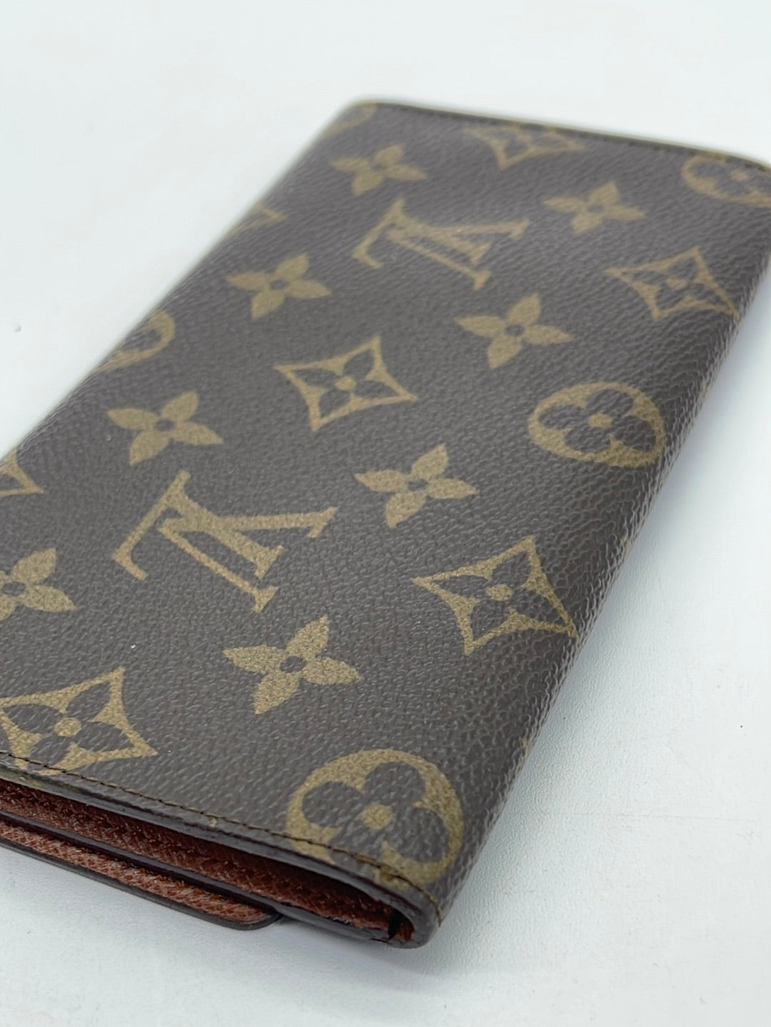 Louis Vuitton, Bags, 998 Authentic Louis Vuitton Checkbook Style Wallet  Rip On Inside