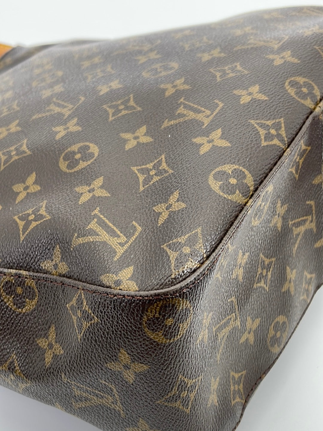 Louis Vuitton Vintage Monogram Looping GM Shoulder Bag – I MISS