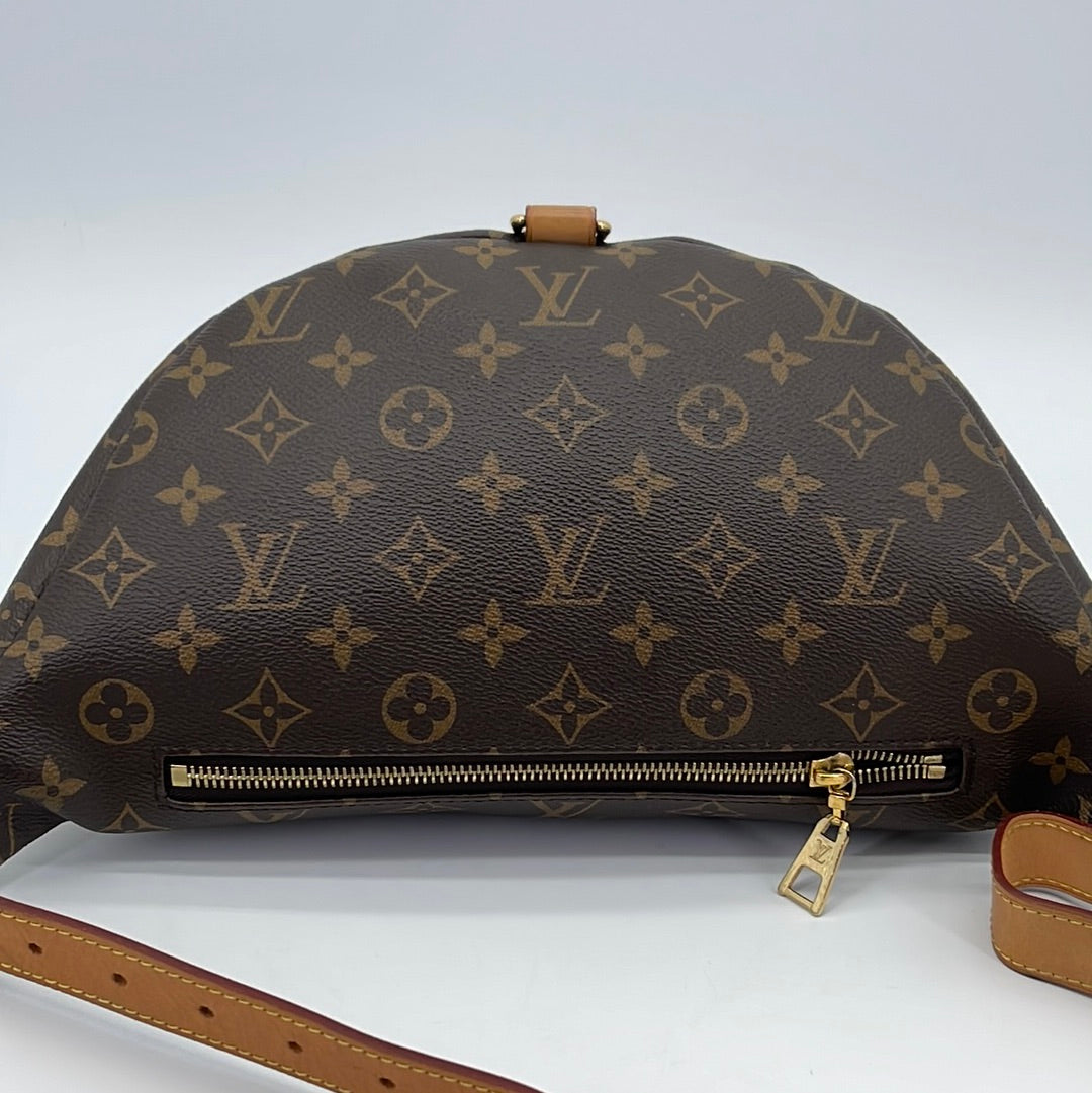 DISCONTINUED Louis Vuitton Monogram Bumbag CA2159 051723 – KimmieBBags LLC
