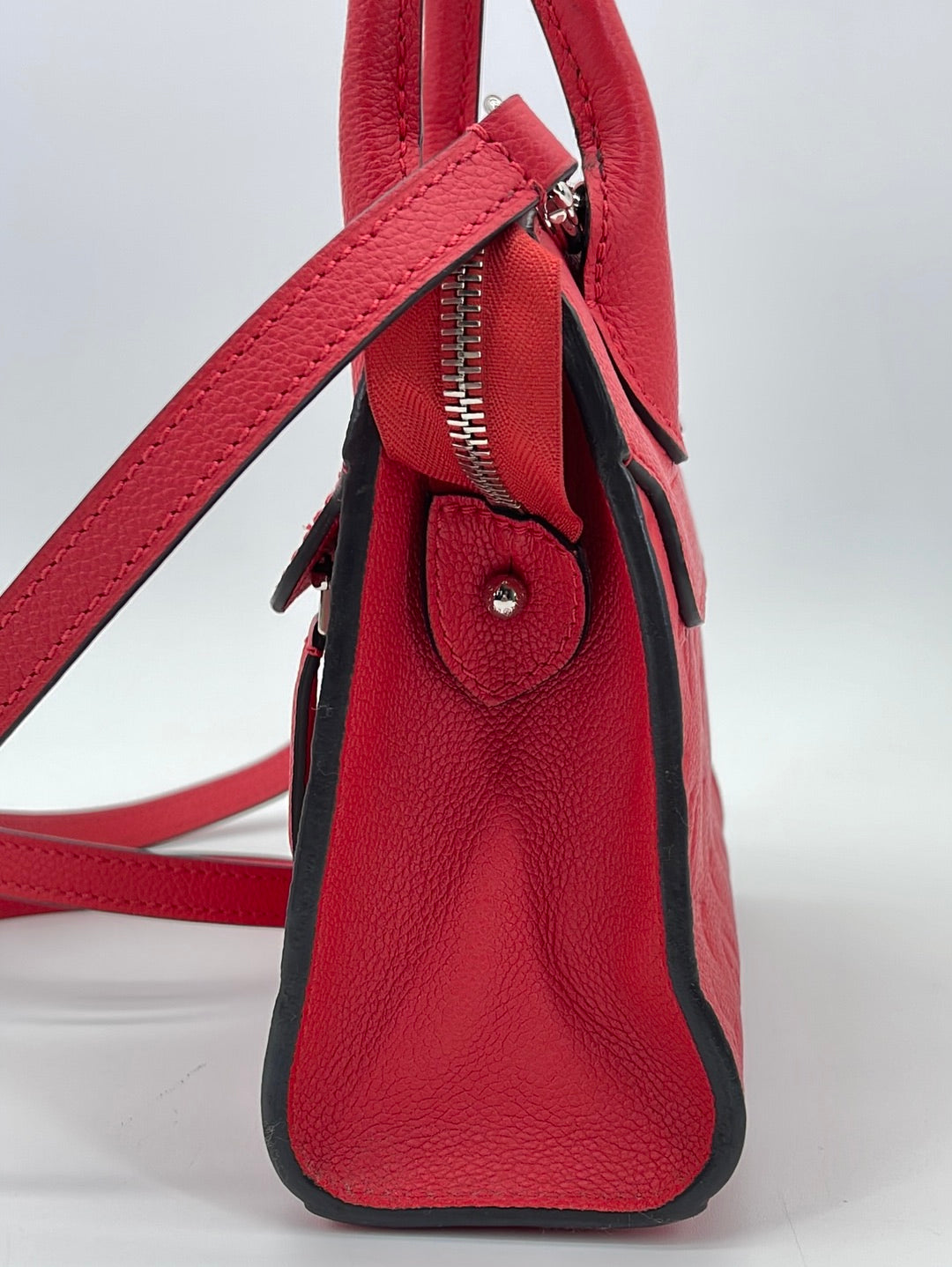 Louis Vuitton 2002 Pre-owned Épi Pont Neuf Handbag - Red