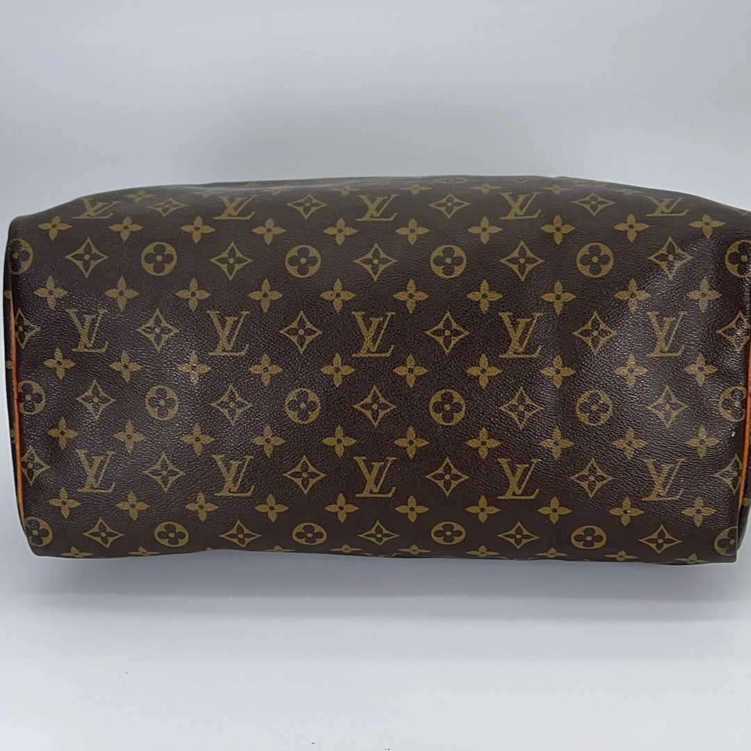 Vintage Louis Vuitton Monogram Speedy 40 Bag HGMGK87 090824 H