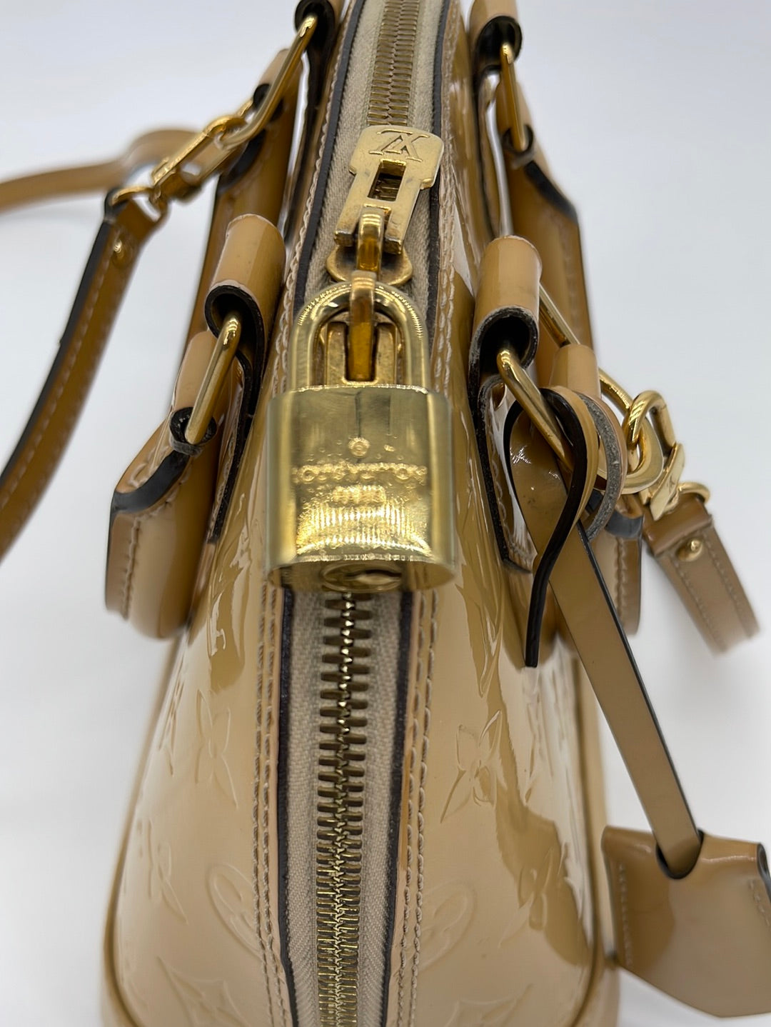 Louis Vuitton Alma BB Bag Monogram Beige | 3D model