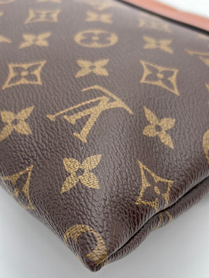 Louis Vuitton Vintage Monogram Canvas Tuileries Messenger Bag Brown Cloth  ref.479254 - Joli Closet