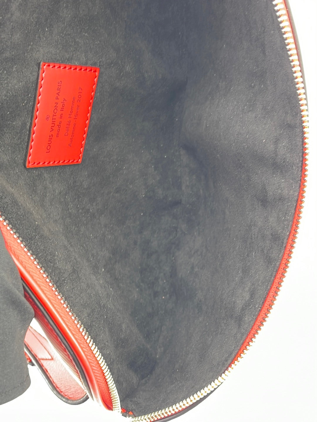 𝐑𝐀𝐑𝐄] Louis Vuitton x Supreme Bumbag Epi Red (M53418), Luxury