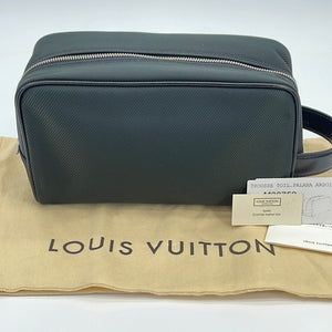 Louis Vuitton Palana Trousse Taiga Nylon Cosmetic Case Toiletry Pouch 40la530