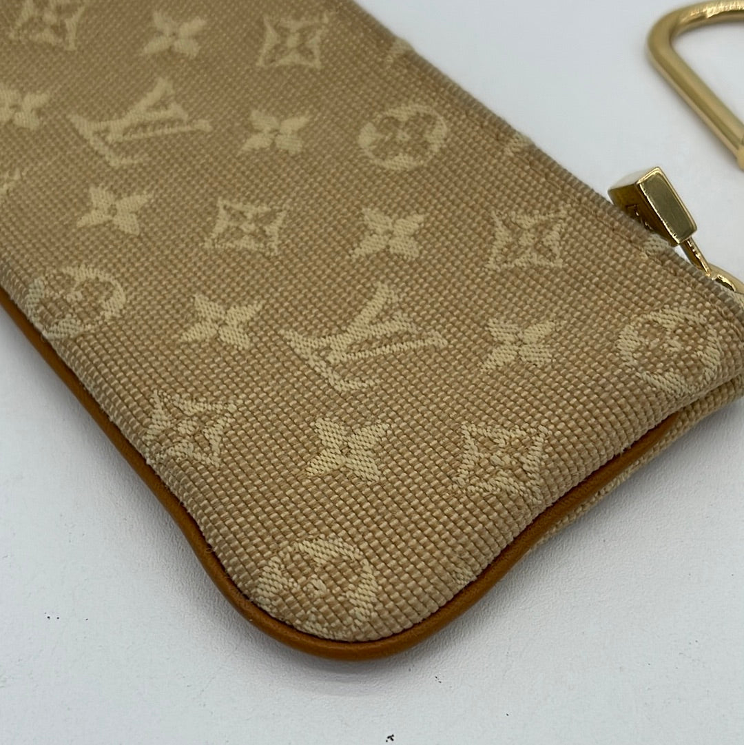 Louis Vuitton Beige Cream Monogram Mini Lin Key Pouch Pochette Cles Keychain 861476