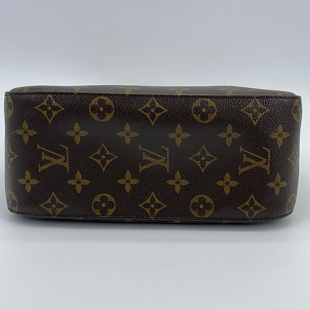 Louis Vuitton Monogram Mini Looping Bag (SD0063) at 1stDibs