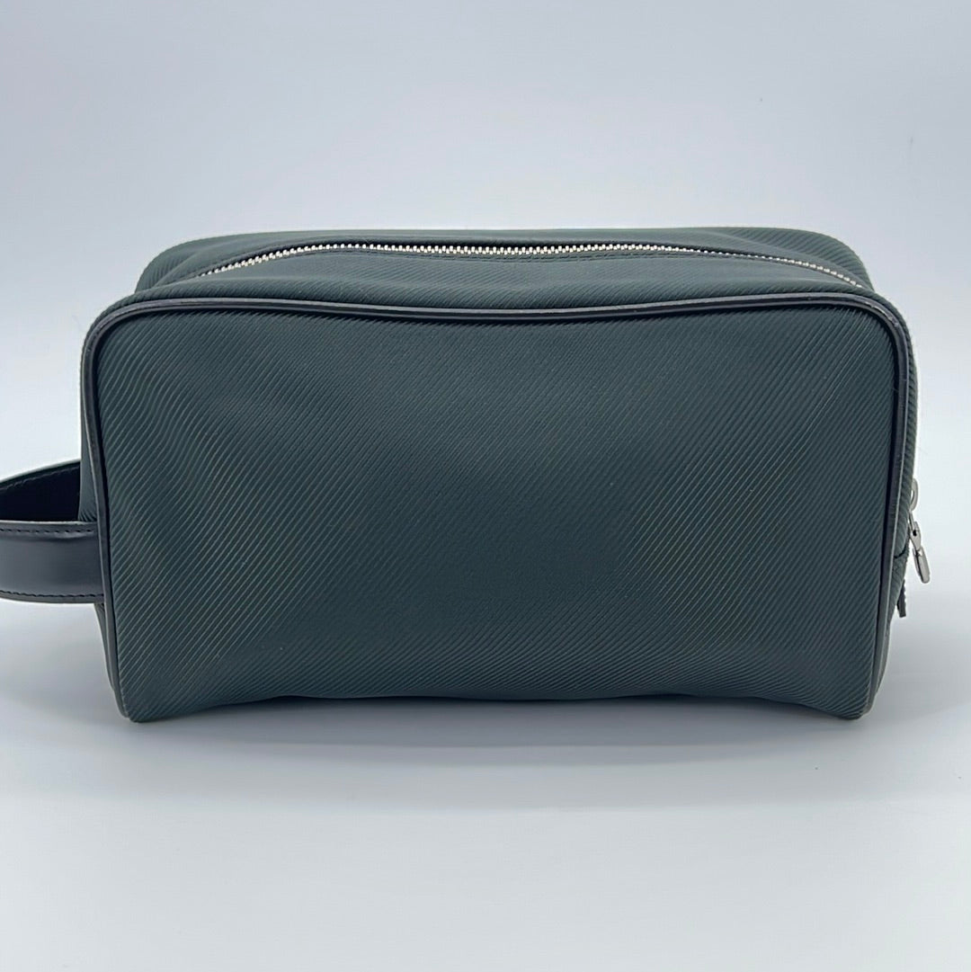 Louis Vuitton Taïga Kaluga Pouch - Green Cosmetic Bags, Accessories -  LOU770641