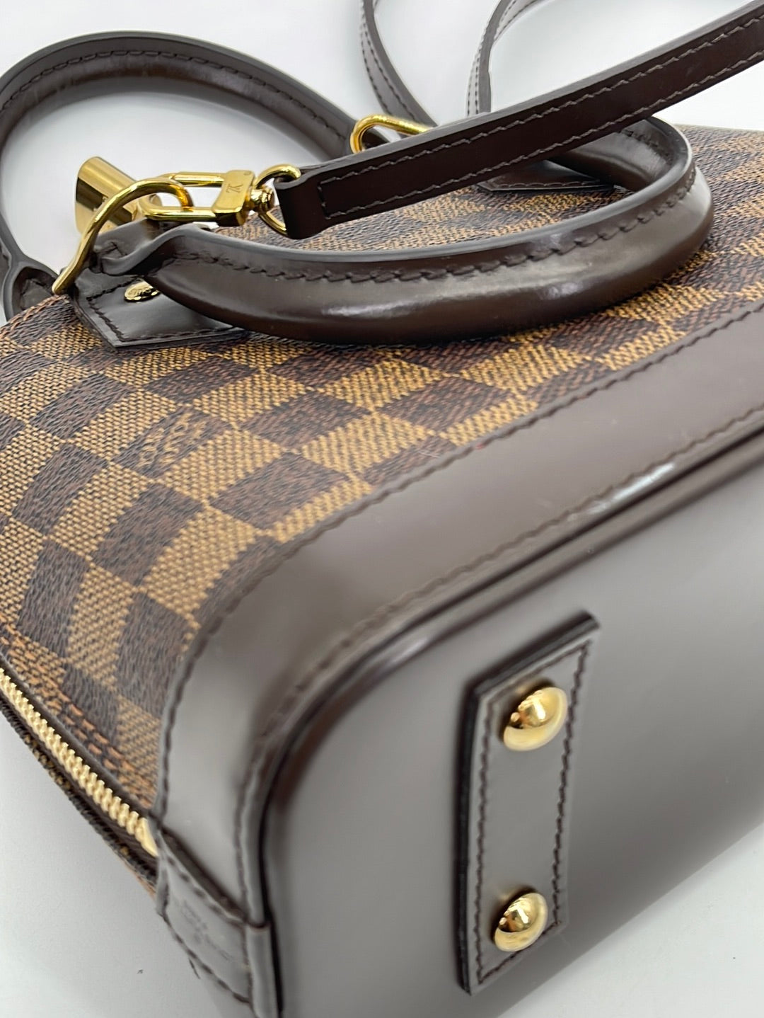 PRELOVED Louis Vuitton Alma BB Cream Epi Leather Crossbody Bag MI2163 –  KimmieBBags LLC