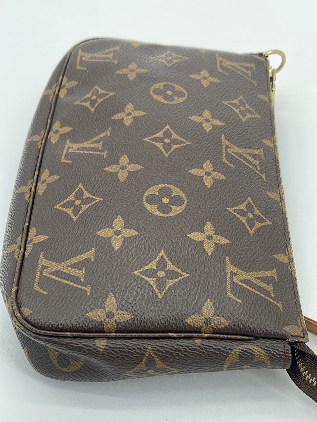 PRELOVED Vintage Louis Vuitton Monogram Accessories Pochette Bag VI007 –  KimmieBBags LLC