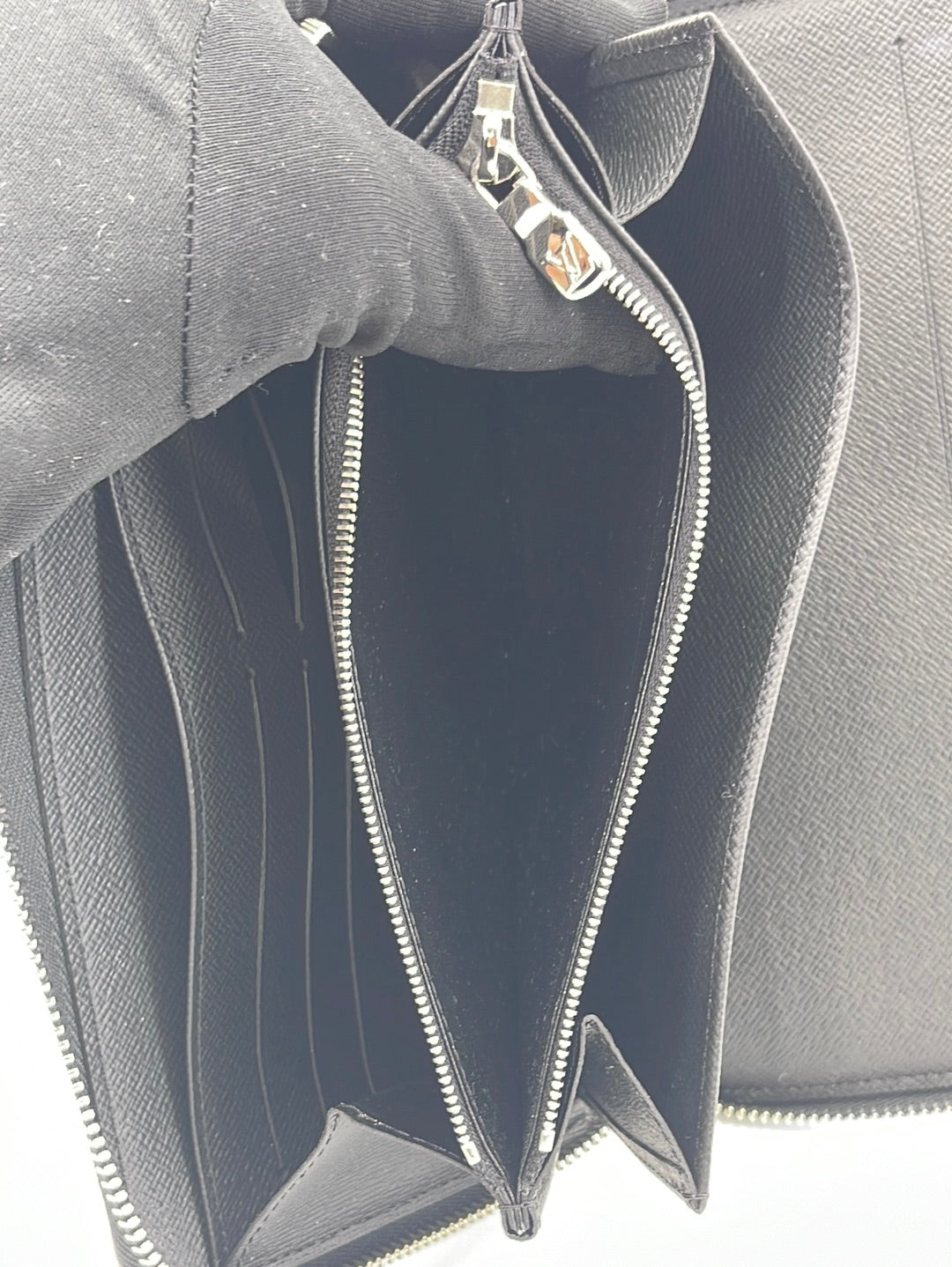 Louis Vuitton Round Zipper Long Wallet Damier Graphite Zippy