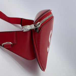Louis Vuitton x Supreme Bumbag Epi Red