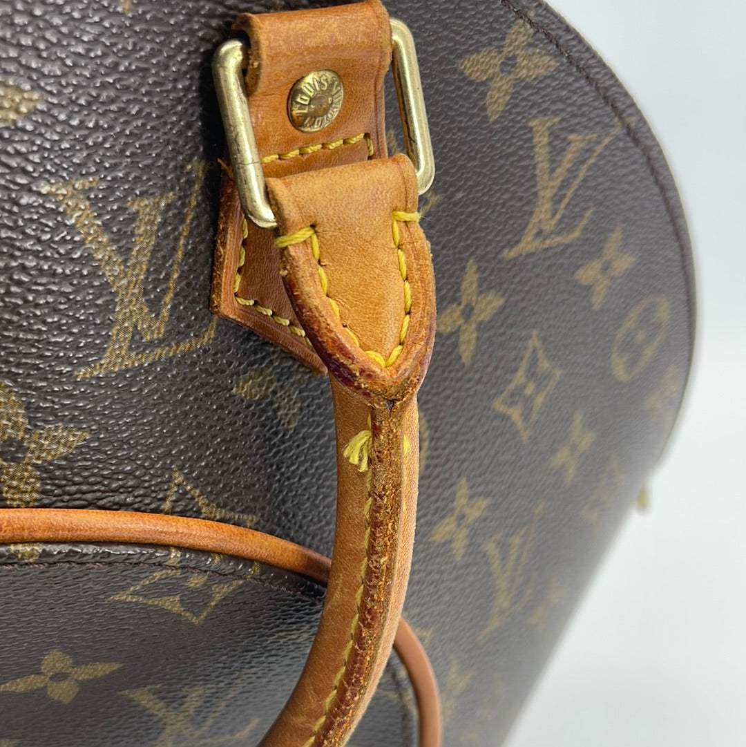 Louis Vuitton, Bags, Louis Vuitton Monogram  Shoulder Bag Th023