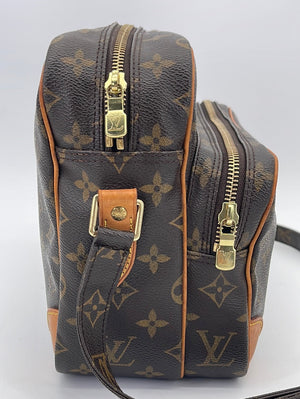 LOUIS VUITTON 2005 NILE MONOGRAM M45244 – AMORE Vintage Tokyo