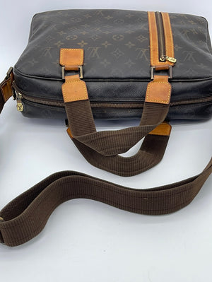 Louis Vuitton Monogram Canvas Sac Bosphore Messenger Bag - FINAL