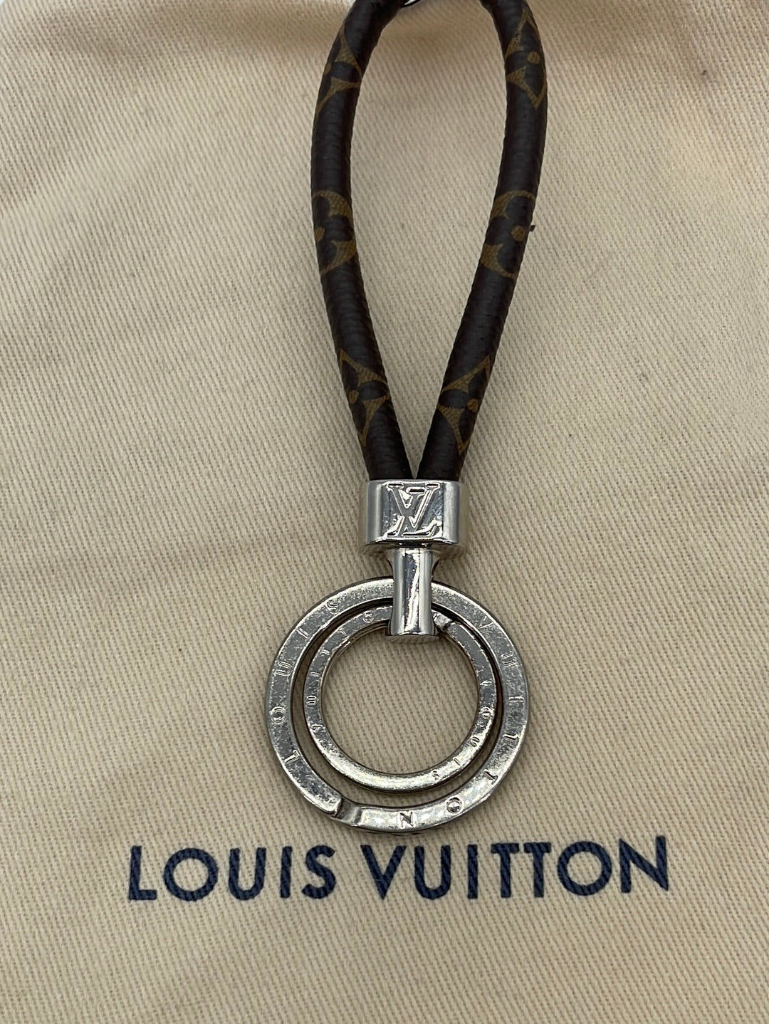 Louis Vuitton LV Serve Keyring