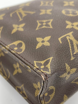 Haute find from mom's closet: old Louis Vuitton Monogram flip-phone case  turned posh pouch for essential…