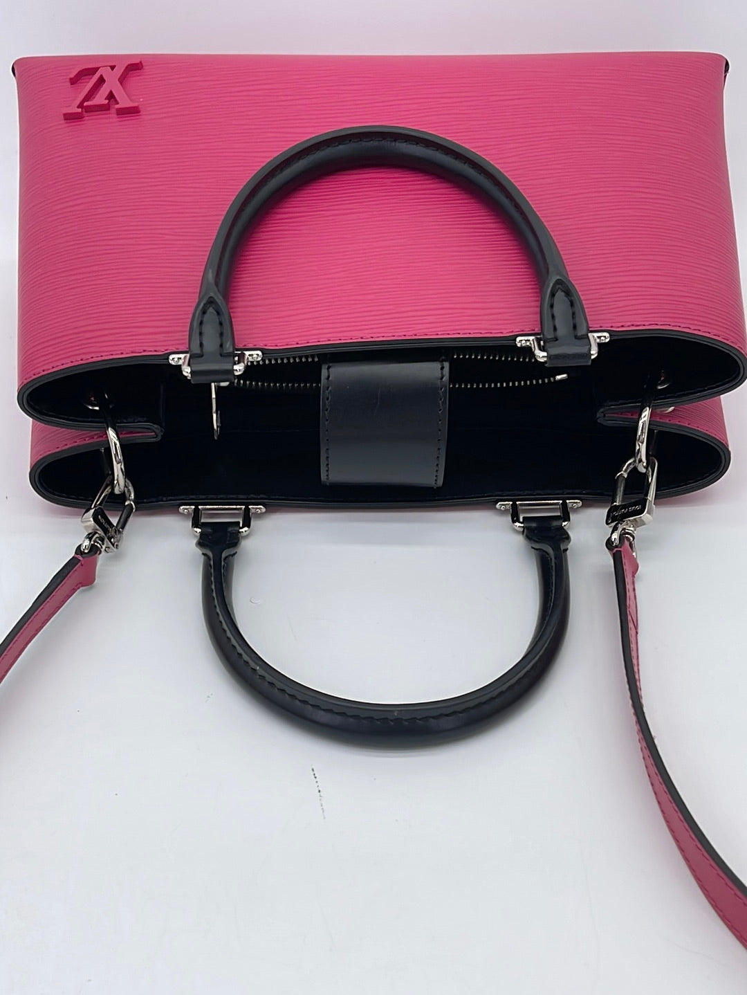 Louis Vuitton - Authenticated Kleber Handbag - Leather Red Plain for Women, Good Condition
