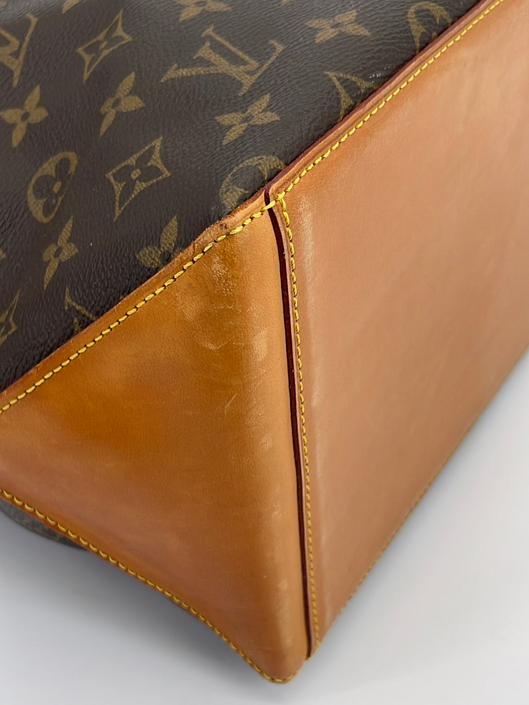 Cabas Mezzo, Used & Preloved Louis Vuitton Tote Bag