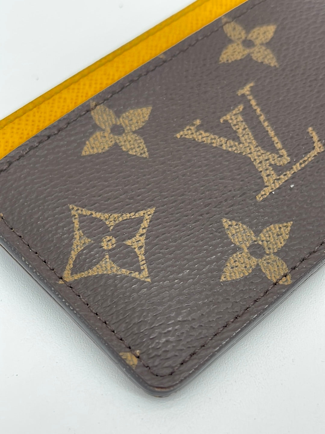 PRELOVED Louis Vuitton Monogram Canvas Card Case CA4106 012223
