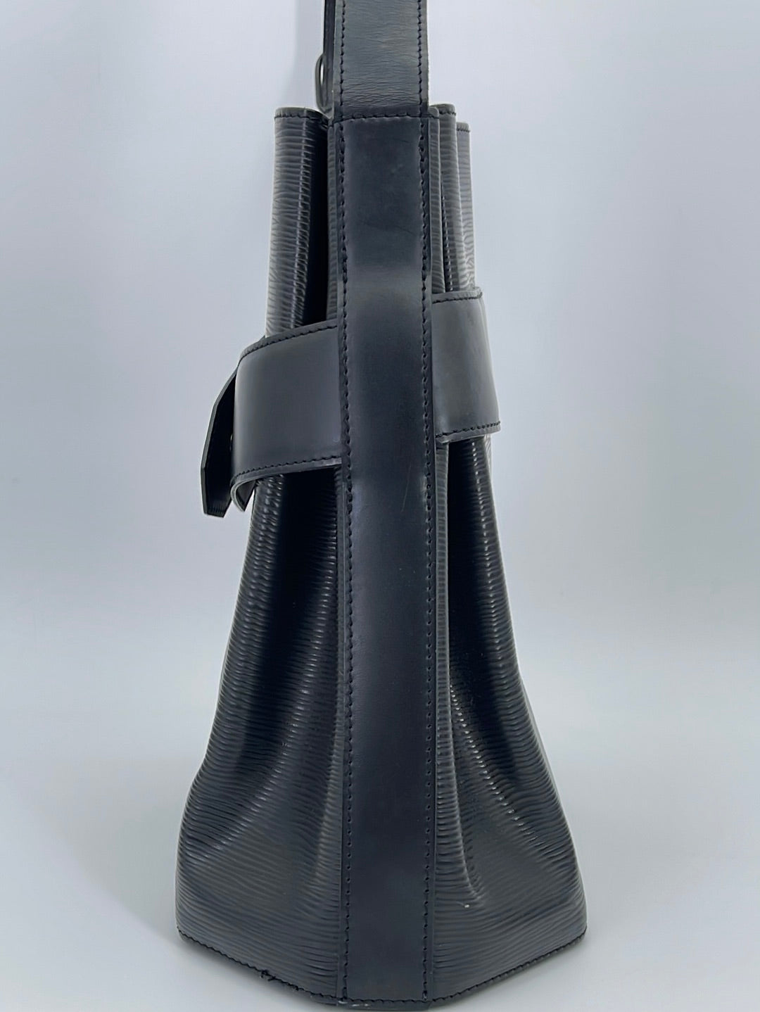 Louis Vuitton Black Epi Sac D'Epaule GM Shoulder Bag