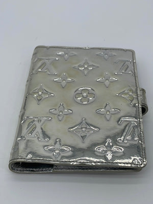 Preloved Louis Vuitton Silver Agenda PM Day Planner Cover SP3078 05192 –  KimmieBBags LLC