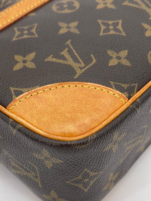 Louis Vuitton Canvas Monogram Trocadero 25 Messenger Crossbody Bag