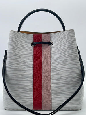 Louis Vuitton NeoNoe Bag in Epi Leather