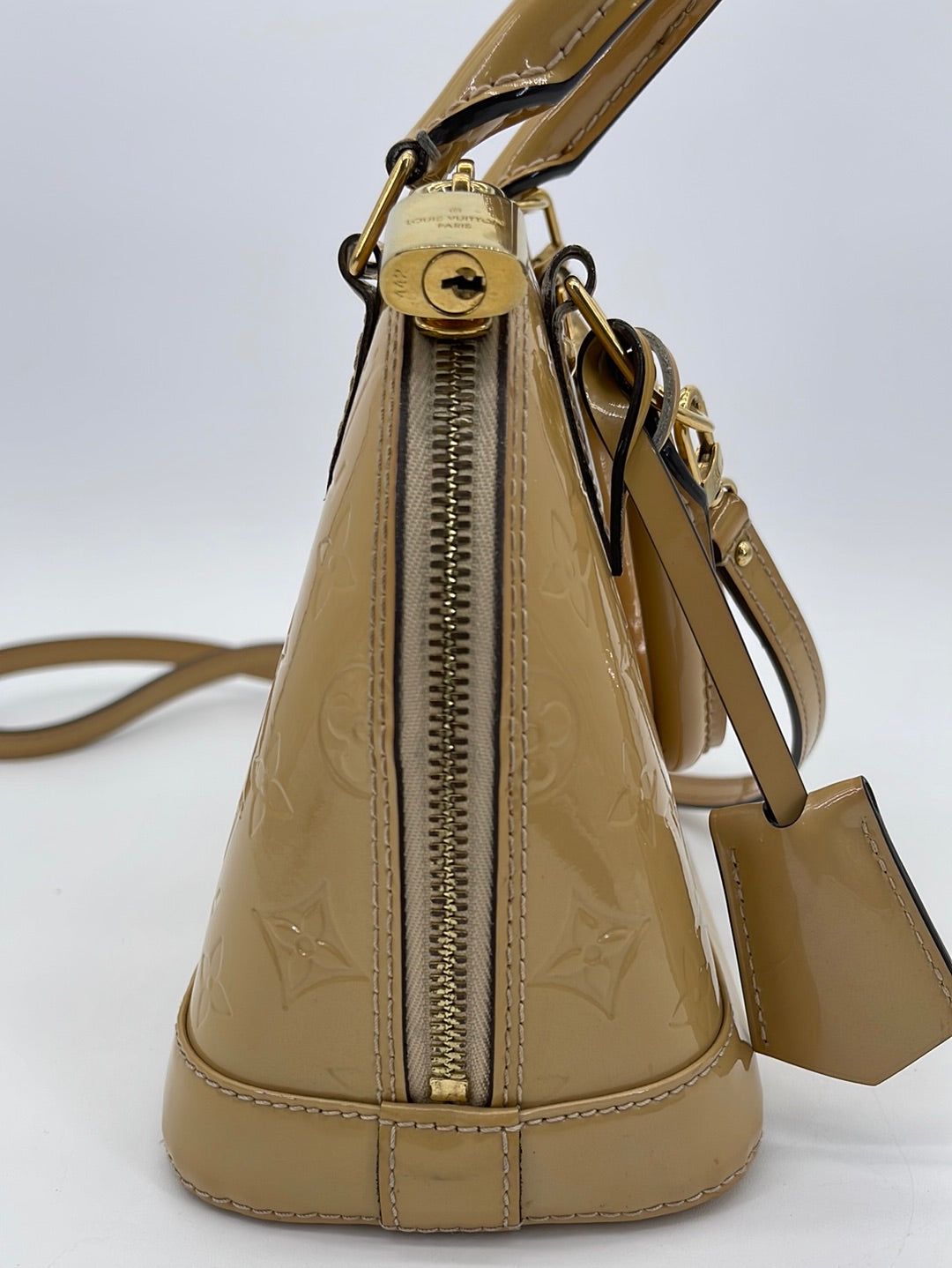 PRELOVED Louis Vuitton Berry Vernis Alma BB Crossbody Bag MI4103