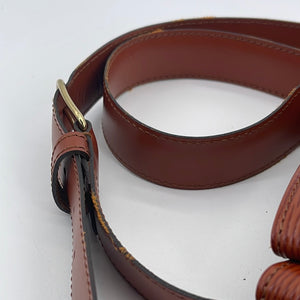 Louis Vuitton Sac dépaule shoulder bag in brown epi leather