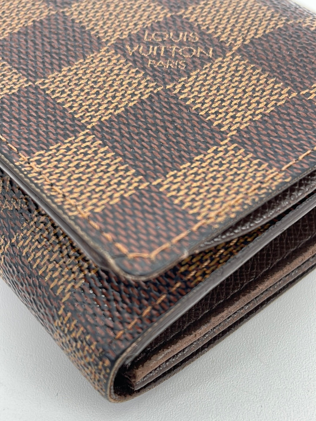 Louis Vuitton Vintage Brown Monogram Canvas Bifold Credit Card Wallet For  Sale at 1stDibs