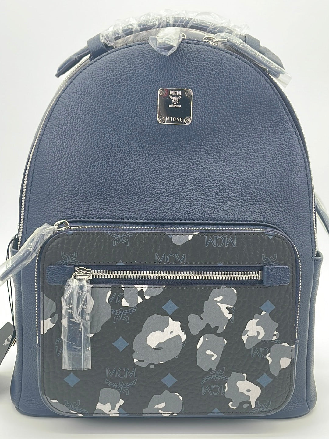 MCM Backpack Navy blue Leather ref.343783 - Joli Closet