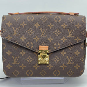 Preloved Louis Vuitton Pochette Metis Monogram Canvas Bag DU0166