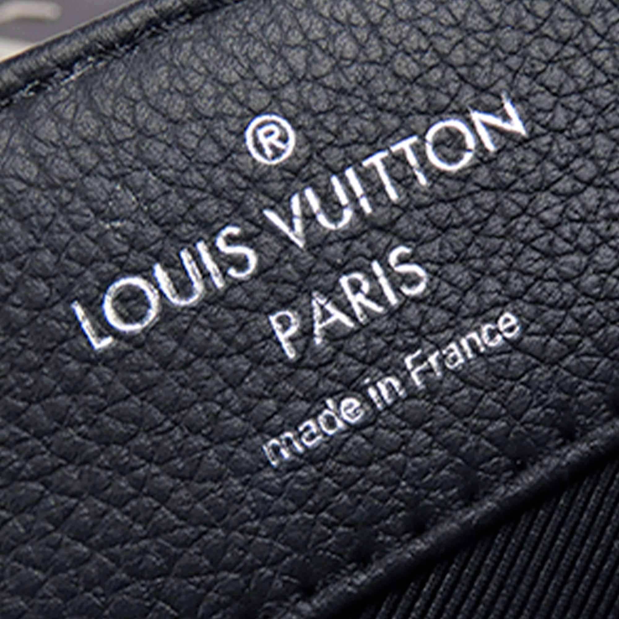 PRELOVED Louis Vuitton Eyelet LockMe II BB Bag 040323 – KimmieBBags LLC