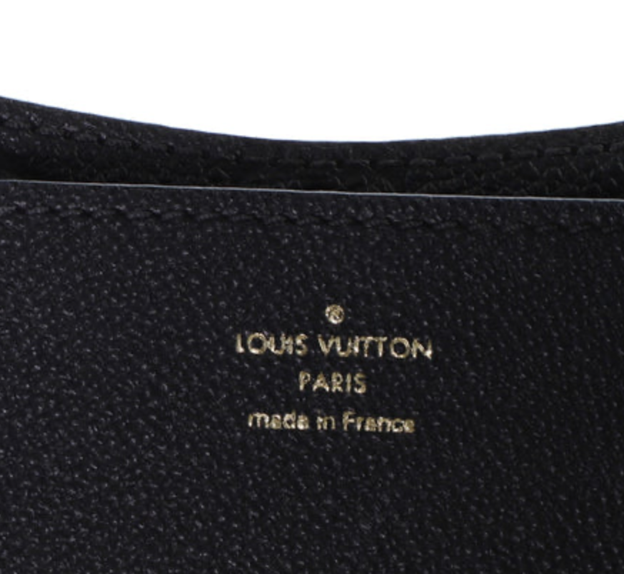 Blanche leather crossbody bag Louis Vuitton Blue in Leather - 24893020