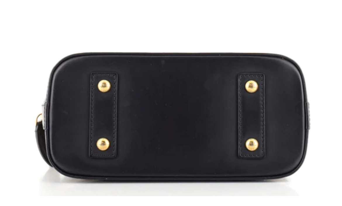 Alma bb leather handbag Louis Vuitton Black in Leather - 21984357