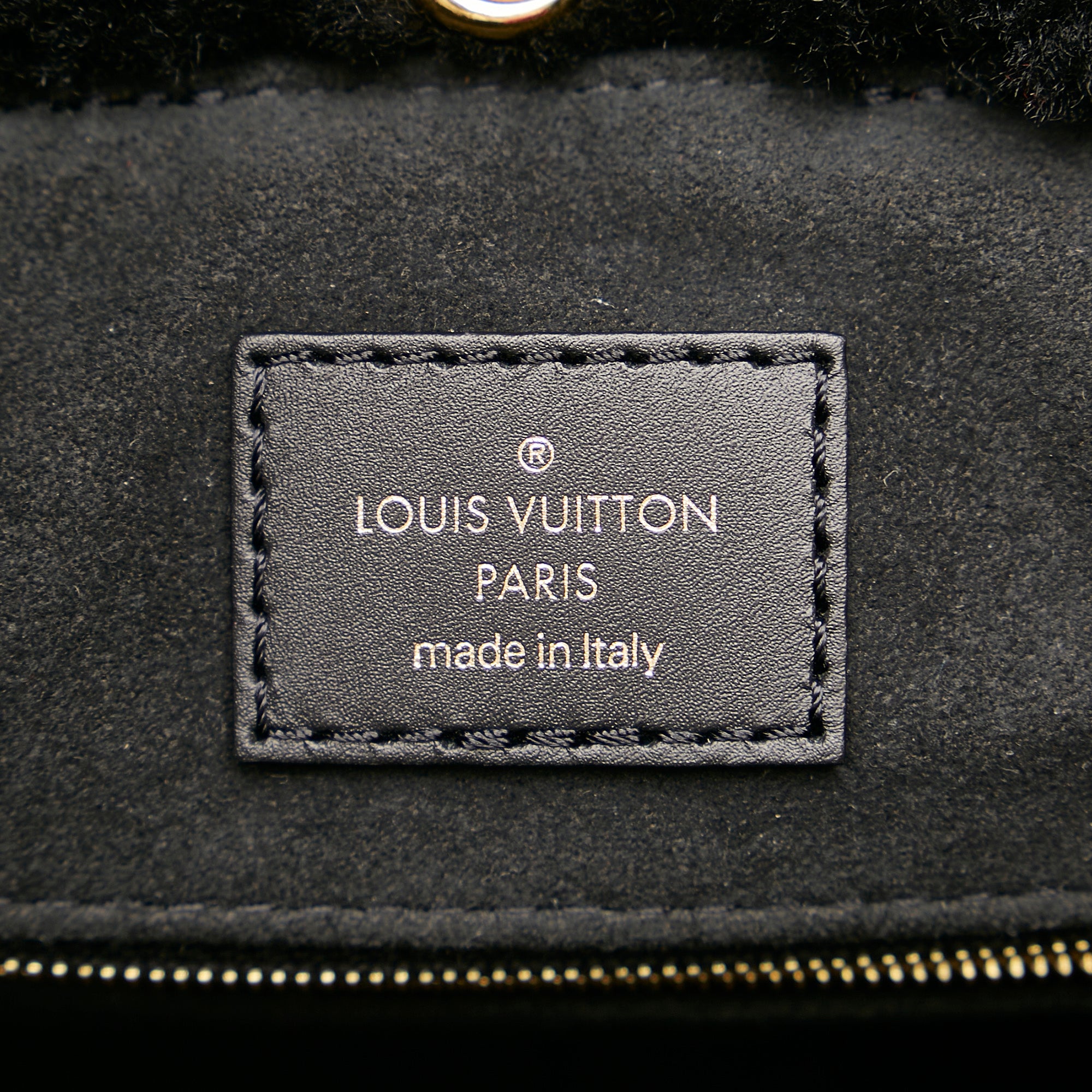 Louis Vuitton Black Monogram Giant Shearling Teddy Onthego GM ref