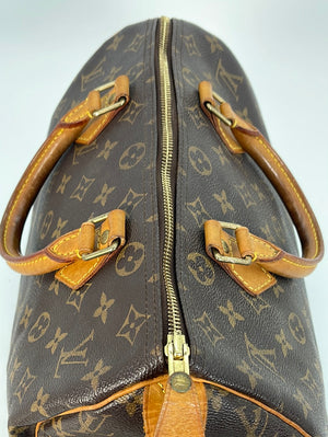 Preloved Louis Vuitton Monogram Speedy 30 Bag AA0074 022023 – KimmieBBags  LLC