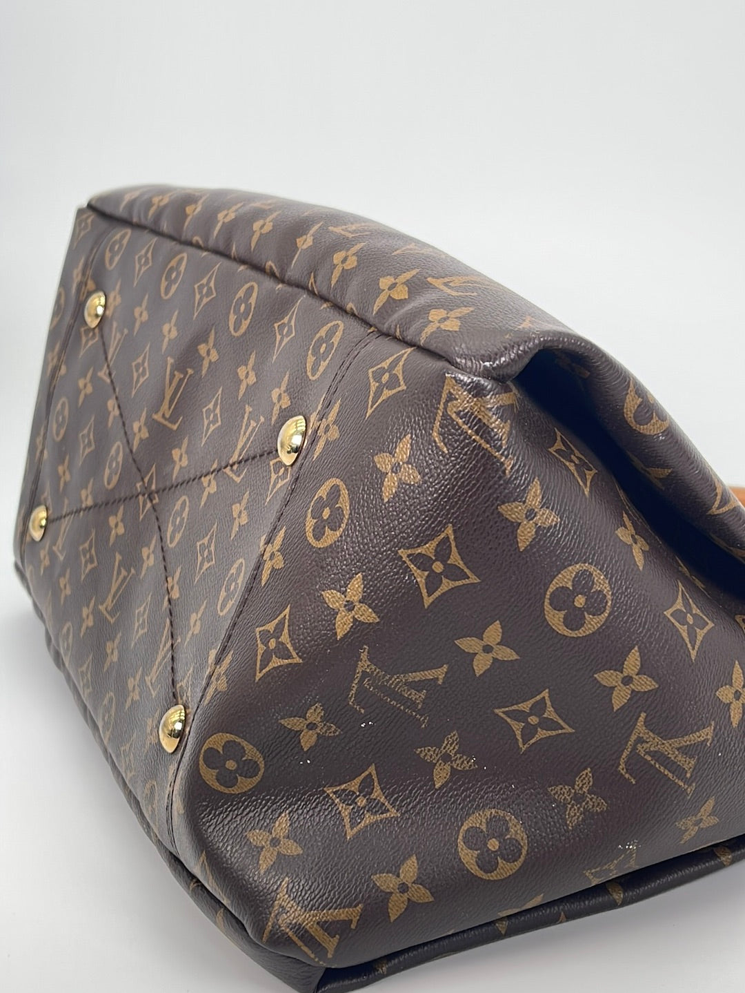 Buy Authentic, Preloved Louis Vuitton Monogram Artsy MM Brown Bags from  Second Edit by Style Theory