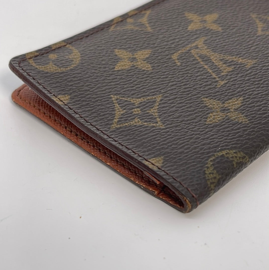 LOUIS VUITTON Monogram Canvas Bifold Card Case ID Pass Case Card Holder - Preowned Luxury - Preloved Lux Canada