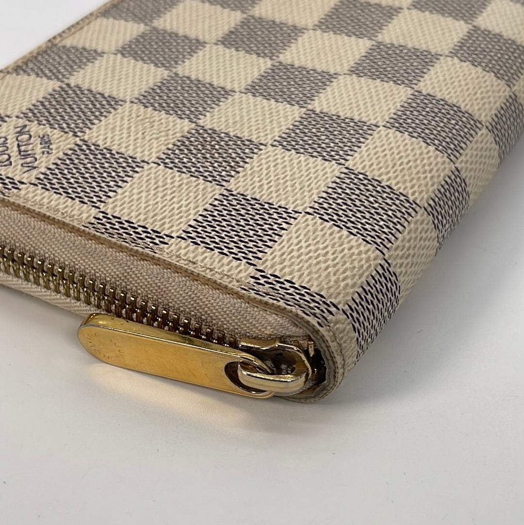 Louis Vuitton Wallets Small accessories Multiple colors Leather ref.93576 -  Joli Closet