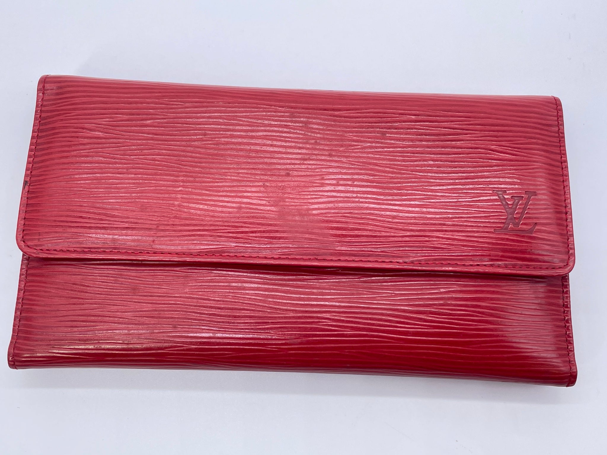 Louis Vuitton Womens Porte Tresor International EPI Leather Long Wallet