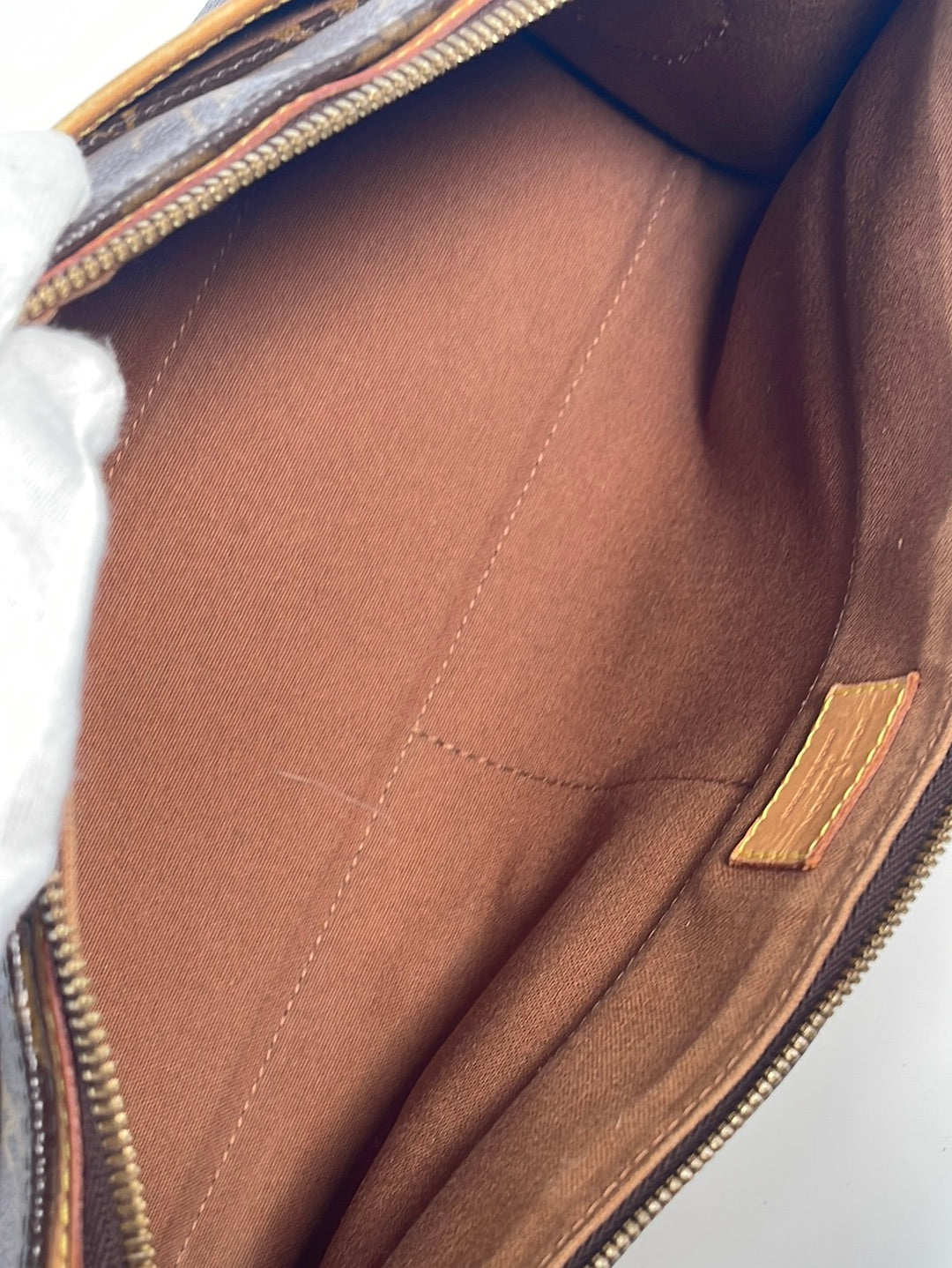 Louis Vuitton Monogram Popincourt Long - Brown Shoulder Bags, Handbags -  LOU801996