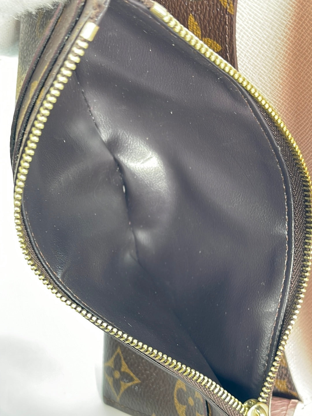 Louis Vuitton Emilie Black Leather ref.933538 - Joli Closet