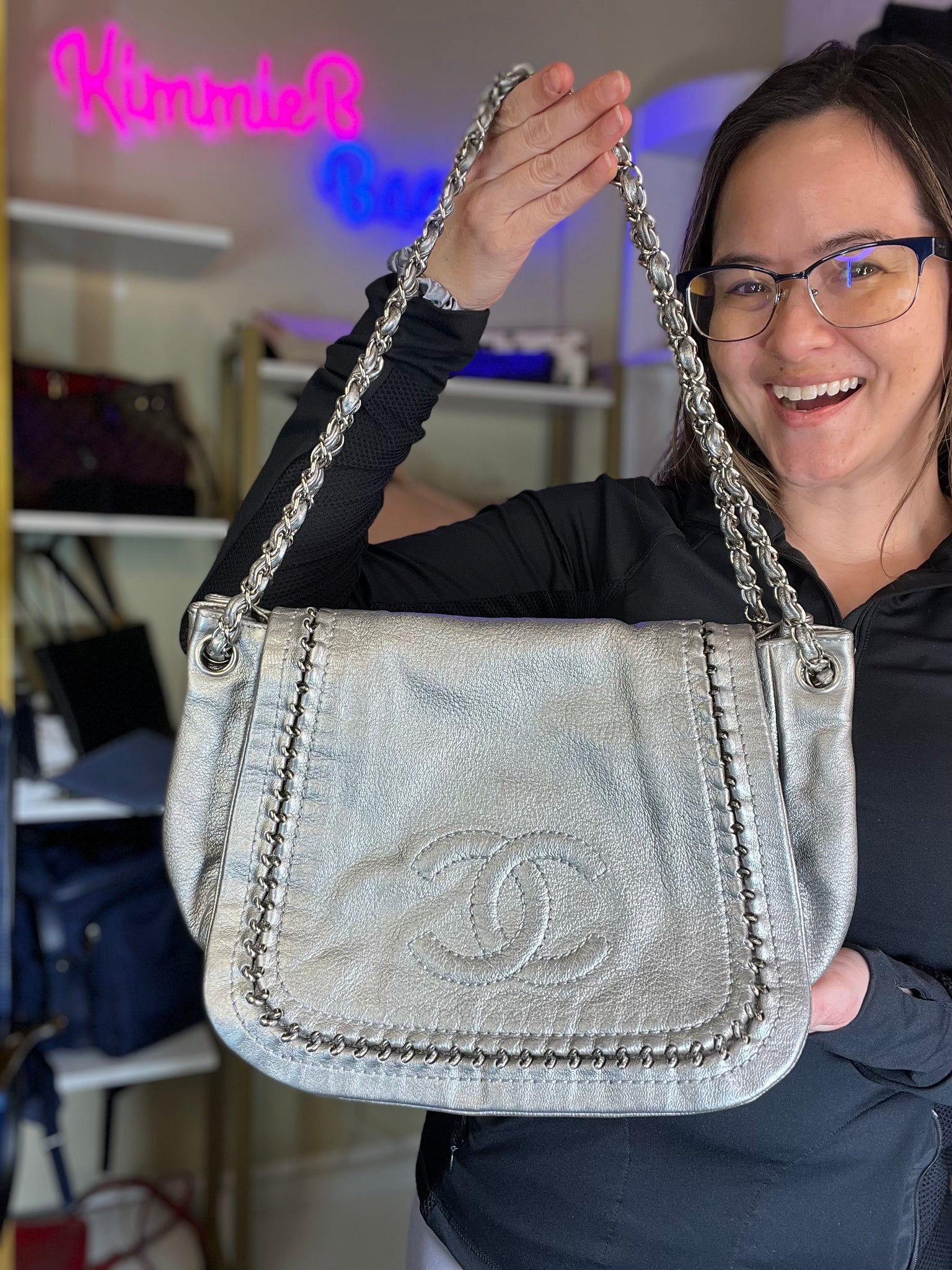 Chanel Luxe Ligne Chain Flap Handbag